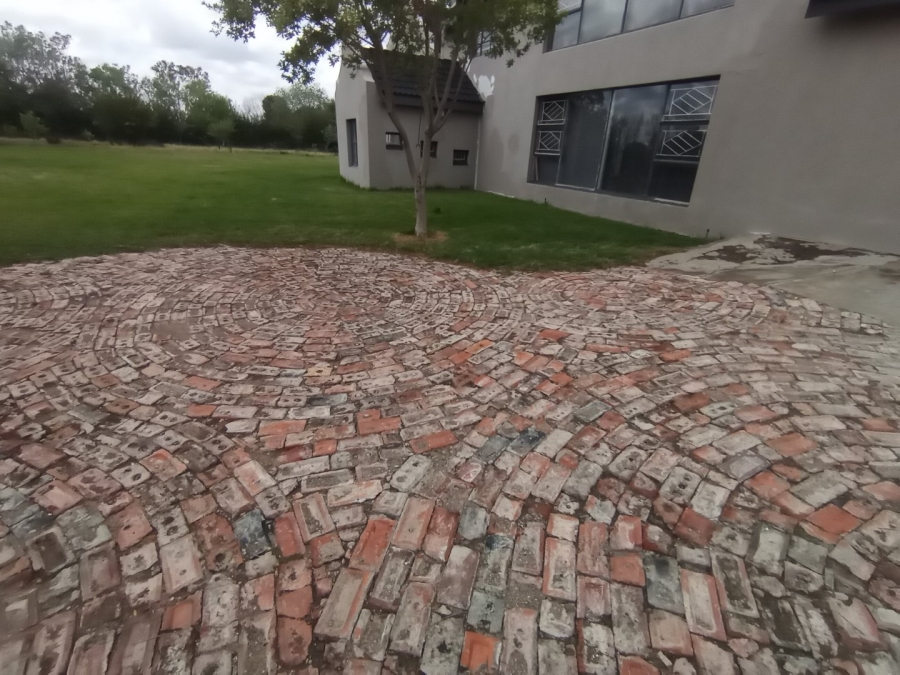 Commercial Property for Sale in Roodewal Free State